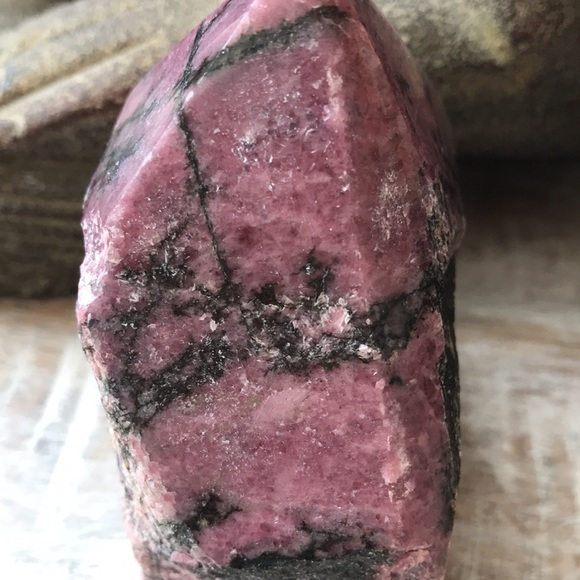 Crystal-Rhodonite Rough Polished Point - Picture 8 of 16